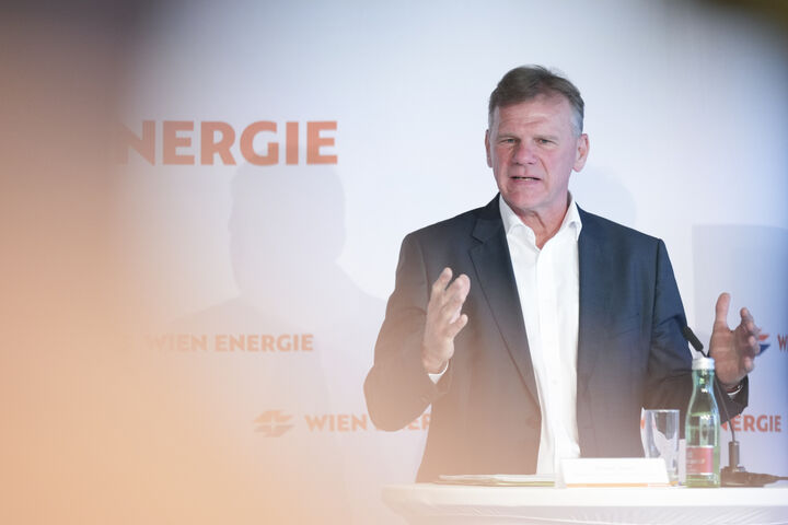 ABD0091_20230628 - WIEN - ?STERREICH: GF-Vorsitzender Michael Strebl anl. der Pressekonferenz Wien Energie "Geplante Preissenkungen", aufgenommen am Mittwoch, 28. Juni 2023, in Wien. - FOTO: APA/EVA MANHART