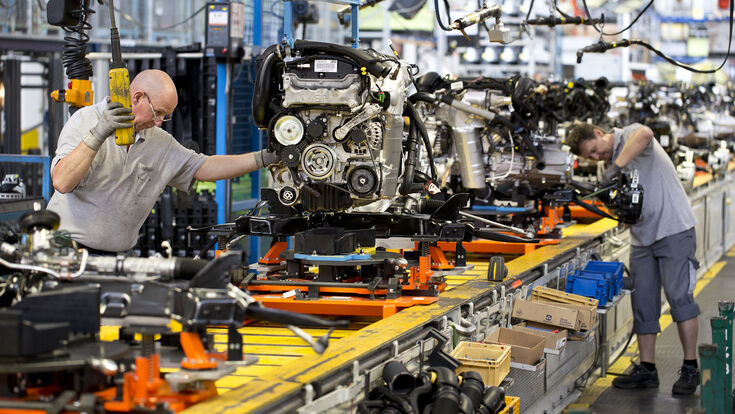Produktion bei Magna in der Steiermark: Der Verbrennungsmotor sichert aktuell noch Jobs in der Automobilbranche.