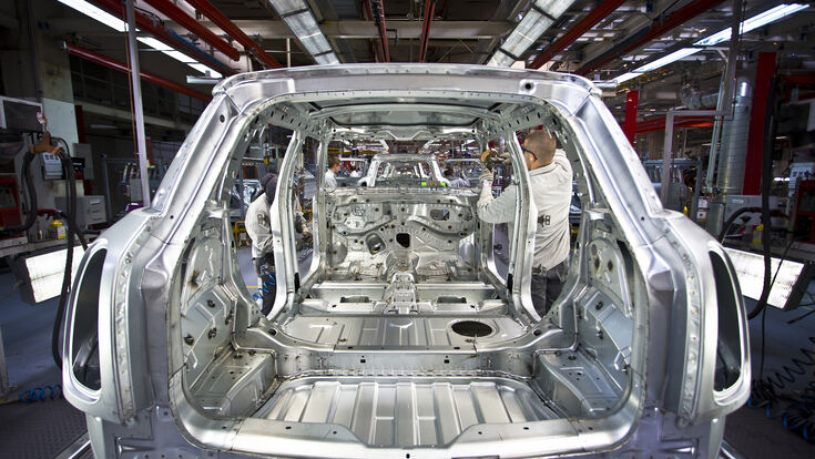 Autoproduktion bei Magna: Die E-Mobilität hat bisher noch nicht für das vorhergesagte Job-Wunder im Autoland Steiermark gesorgt.