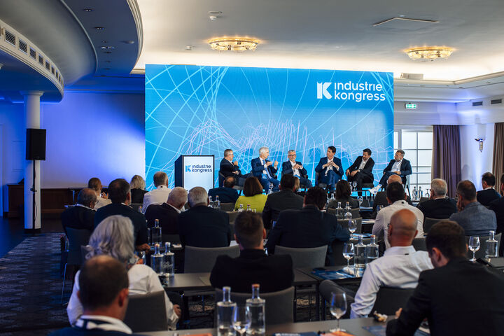 Aufmacher 3 Industriekongress