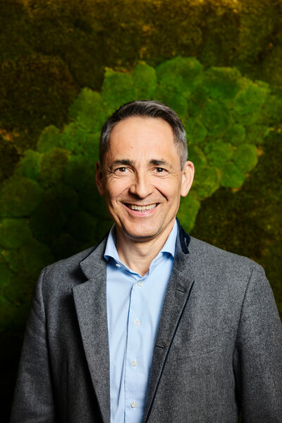 © www.stefanjoham.com 2309 Hubert Rhomberg