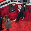 Download von www.picturedesk.com am 08.11.2024 (09:02). Republican presidential nominee former President Donald Trump walks over to hug former first lady Melania Trump as their son Barron Trump, left, watches while delivering remarks to supporters at an election night watch party Wednesday, Nov. 6, 2024, in West Palm Beach, Fla. (AP Photo/Jeff Roberson) - 20241106_PD2522 - Rechteinfo: Rights Managed (RM)
