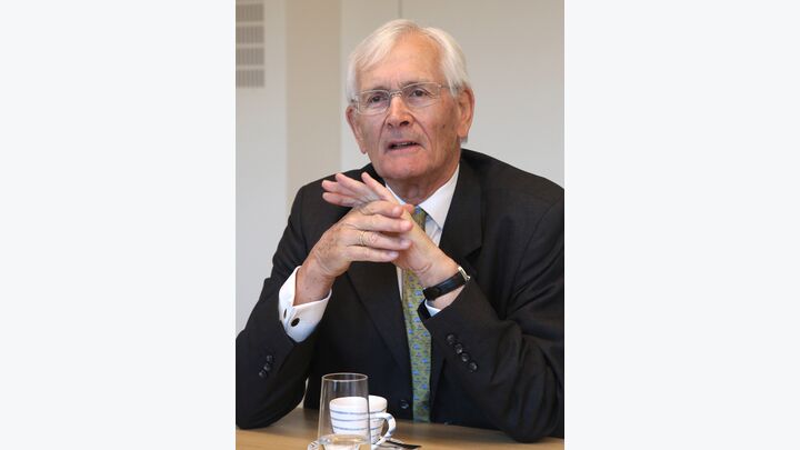 Download von www.picturedesk.com am 03.12.2024 (14:26). Interview mit Franz Peter Mitterbauer und seinem Vater Peter Mitterbauer von der Firma MIBA am 25.05.2018 in Laakirchen. - 20180524_PD14799 - Rechteinfo: Rights Managed (RM) Nur für redaktionelle Nutzung!