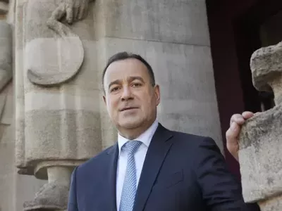 Andreas Helber, seit 2010 Finanzvorstand der BayWa AG, wird das Unternehmen zum 31. März 2025 verlassen.