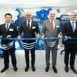 Das Band wurde durchtrennt, das Sales Office ist er?ffnet. Im Bild: Kota Toyoda (Director Regional Sales Asia Pacific, AT&S), Andreas Wippel (Vice President Sales BU ES, AT&S), Wolfgang Angerholzer (Botschafter der Republik ?sterreich in Korea), Wolfgang K?stinger (Wirtschaftsdelegierter im Advantage Austria B?ro in Seoul).