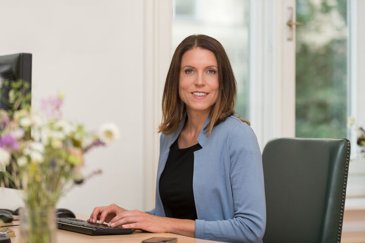 Sigrid Eckhardt Office c austropapierasojka 2