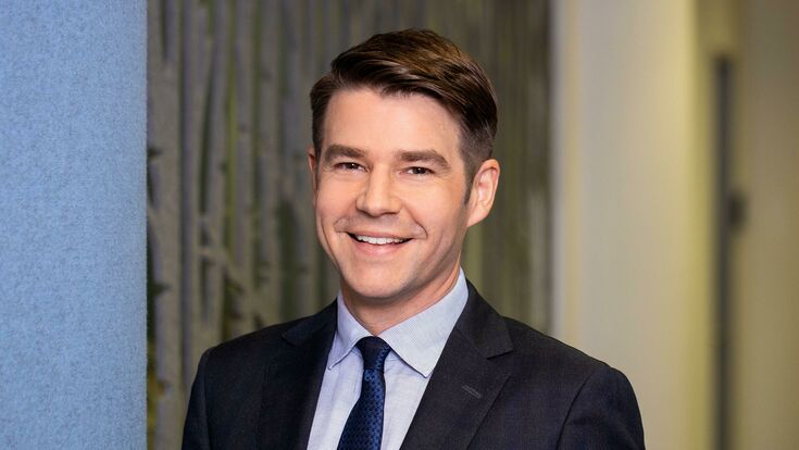 © feelimage/Matern Julian Mauhart, Partner beim Beratungsunternehmen Deloitte, über den Zero-Based-Work-Ansatz, die Rolle des mittleren Managements und warum echte Freiräume entscheidend für Innovation und Wettbewerbsfähigkeit sind.