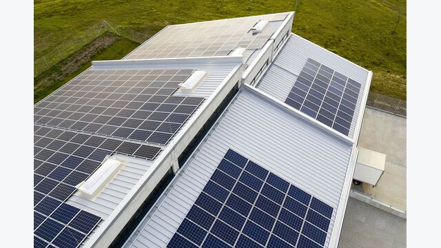 Bereits 2021 stattete Miba seine Werke mit PV-Modulen aus