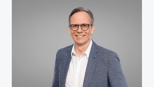 Werner Toepfl CEO Banner