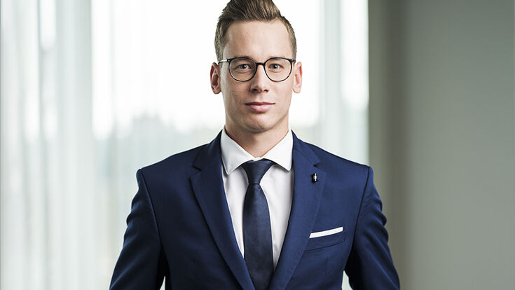 © ROBERT MAYBACH Lukas Gahleitner ICON