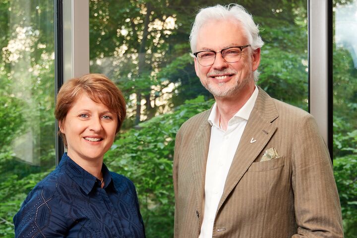 Gudrun Heidenreich-Pérez, Partnerin Deloitte Österreich, und Michael Strugl, Vorstandsvorsitzender VERBUND