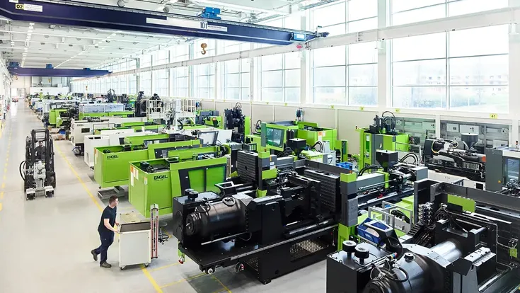 © Engel Engel Produktion Maschinenbau