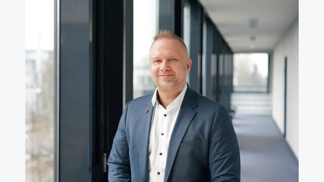 "Aus einem Entsorgungsproblem wird eine nachhaltige, wertschöpfende Ressource."
Philip Pauer, CEO und Mehrheitseigentümer Reploid