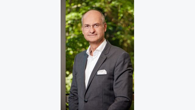 Deloitte250903 0009 Kovar