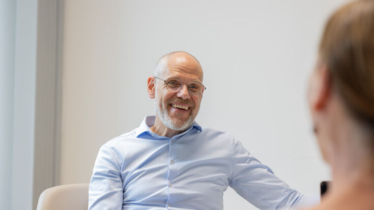 TGW-CEO Henry Puhl im Gespräch mit Dispo-Chefredakteurin Michaela Holy