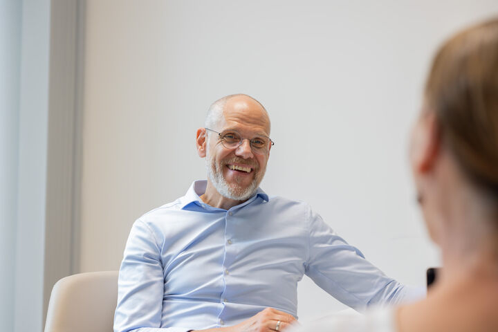 TGW-CEO Henry Puhl im Gespräch mit Dispo-Chefredakteurin Michaela Holy