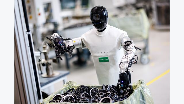 Schaeffler wird humanoide Roboter von Humanoid in sein globales Fertigungsnetzwerk integrieren.