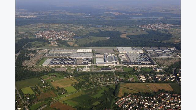 Das Mercedes-Benz Werk Rastatt feiert im Jahr 2017 sein 25-jähriges Bestehen mit zahlreichen Veranstaltungen.