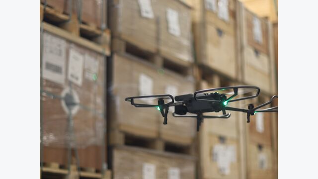 Drohne im Lager