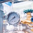 Pressure regulators for pure and technical gases