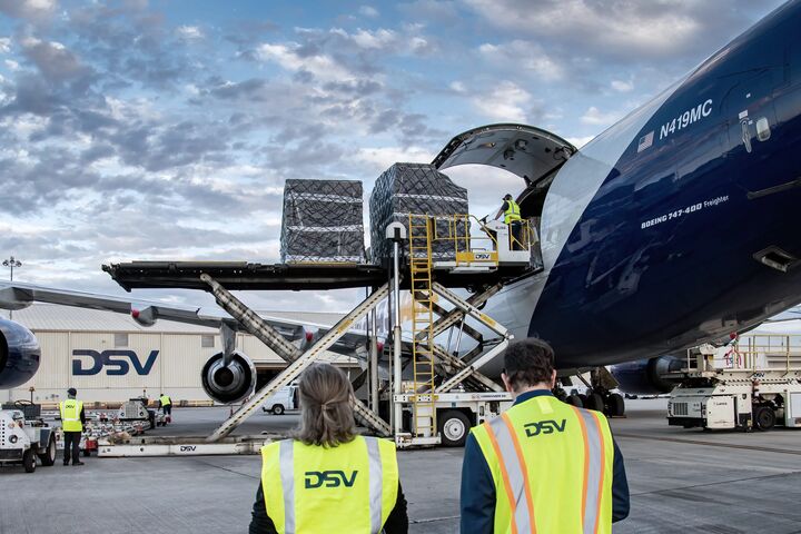 DSV Cargoplane