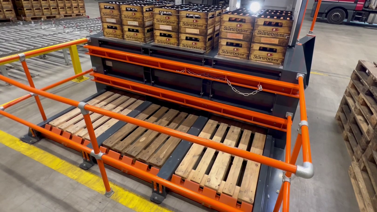 Palettenwechsel bei Brauerei Störtebeker