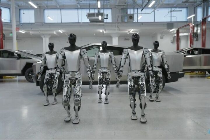 Tesla Optimus KI Robotik