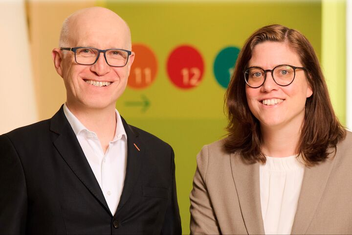 Deloitte-Berater Astrid Isopp und Christian Bürgler