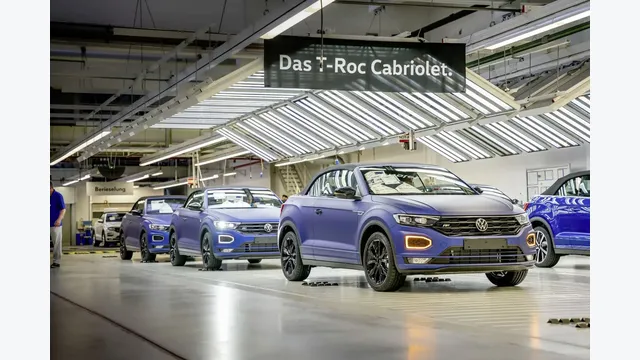 Noch läuft in Osnabrück die Produktion des VW T Roc Cabrio. Doch für die Zeit nach 2027 ist die Zukunft des Werks offen.