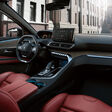 Der Innenraum des Peugeot 3008 zeigt, wie wichtig spezialisierte Zulieferer für Stellantis-Modelle sind.