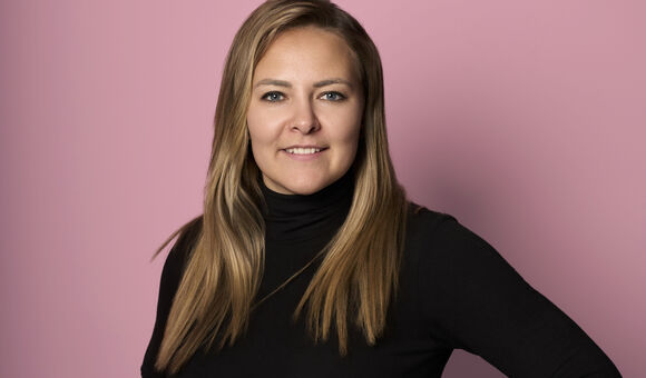 Dr Nela Murauer