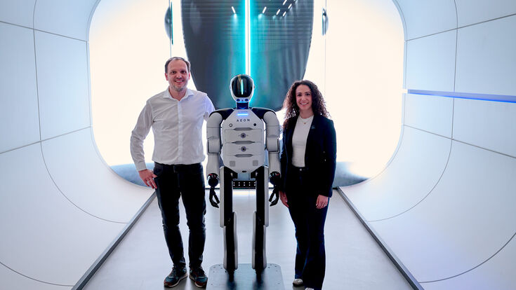 04 AEON mit Alois Wiesinger und Nancy Metzler Grau Hexagon bei LNDF 17 Fill