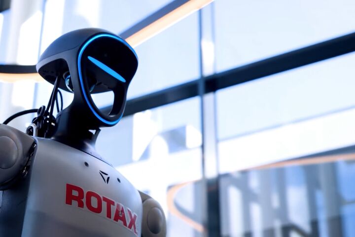 BRP Rotax Humanoider Roboter 3