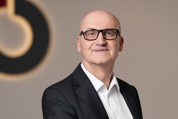 Austrian Standards Peter Jonas