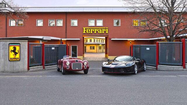 Gebäude von Ferrari in Maranello, dem Stammsitz der italienischen Sportwagenmarke.