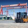 Hyundai-Stapler auf Hafen