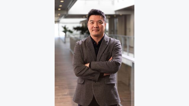 Dongjoon „DJ“ Lee ist Leiter des Europa-Geschäfts bei Hyundai Material Handling.