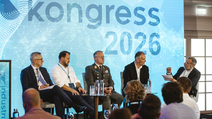 Brigadier Stefan Lampl, Jasmin Zehic, Peter Koren und Robert Ottel diskutierten beim Industriekongress 2026 über Europas Sicherheit, industrielle Resilienz und die Rolle österreichischer Unternehmen im Defence-Bereich.