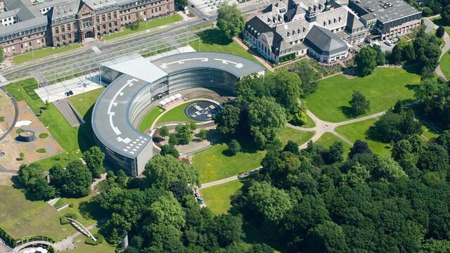 Bayer Zentrale in Leverkusen Luftbild