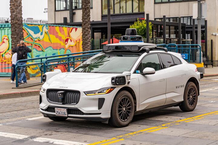 ai, alphabet inc, america, artificial intelligence, automatic, automobile, autonomous vehicle, autopilot, car, driverless car, future tech, innovation, robotaxi, san francisco, self driving, self-driving car, self-driving taxi, smart transportation, tech startup, technology, transport, urban mobility, waymo