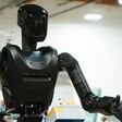 Humanoider Roboter Phantom MK-1, der in der Ukraine für Nachschub- und Logistikaufgaben an der Front getestet wird.