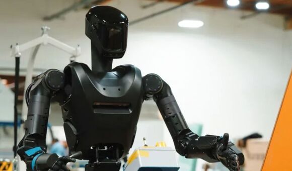 Humanoider Roboter Phantom MK-1, der in der Ukraine für Nachschub- und Logistikaufgaben an der Front getestet wird.