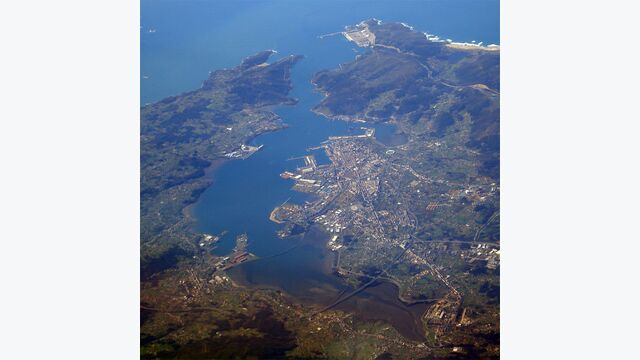 Luftbild des Hafens von Ferrol Spanien
