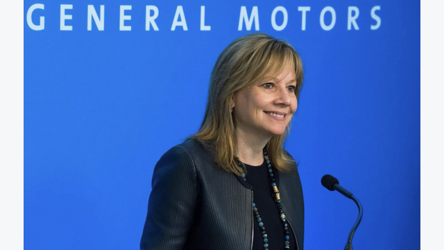 Mary Barra auf einer Pressekonferenz