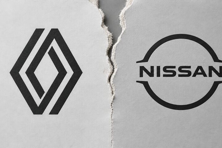 Renault- und Nissan-Logo auf grauem Hintergrund, getrennt durch einen vertikalen Riss als Symbol für die belastete Auto-Allianz.