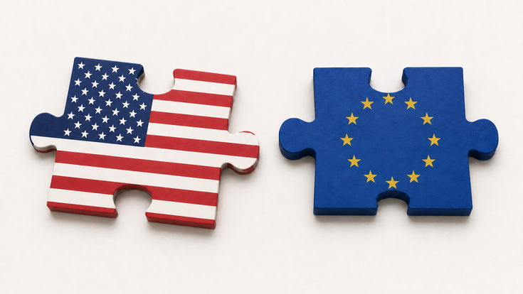 Zwei Puzzleteile - links mit der USA-Fahne, rechts mit der EU-Fahne - passen nicht zusammen
