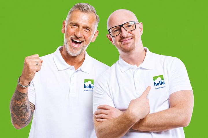Simon Meinschad, bis Juni 2026 langjähriger Geschäftsführer des Familienunternehmens (li.), und Michael Koll, Bereichsleiter hollu Supply Chain