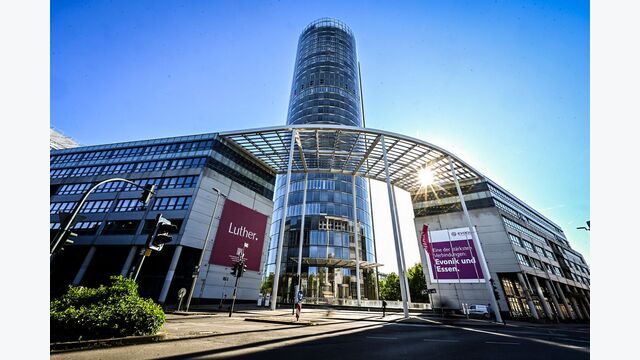 Die Evonik-Zentrale in Essen: Der Spezialchemiekonzern steht im Zentrum des möglichen Übernahmevorstoßes von BASF.