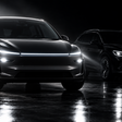 Tesla Model Y neben Volkswagen ID-Modell im Dunkeln, Tesla sticht hervor