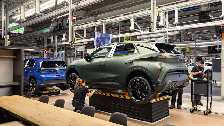 Produktion eines Cupra und eine VW in Martorell, Spanien